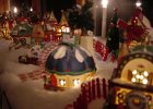 Mom Xmas Village (32)